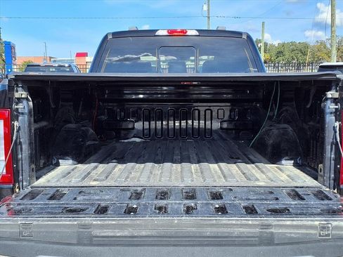 Used 2023 Ford F150 Lariat w/ Equipment Group 502A High image 18