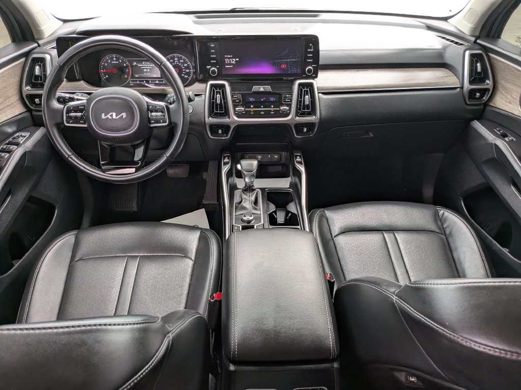 Certified 2023 Kia Sorento EX FWD image 15