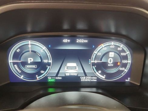 Used 2024 Mitsubishi Outlander SE image 11