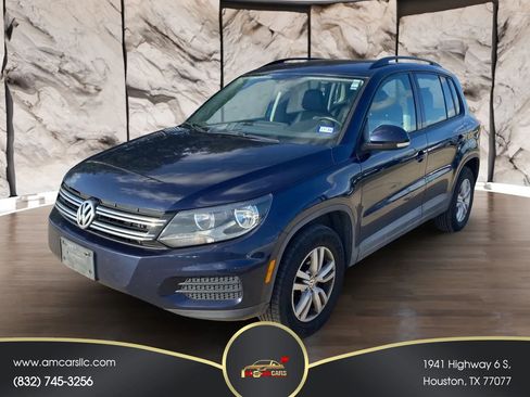 Used 2016 Volkswagen Tiguan S FWD image 2