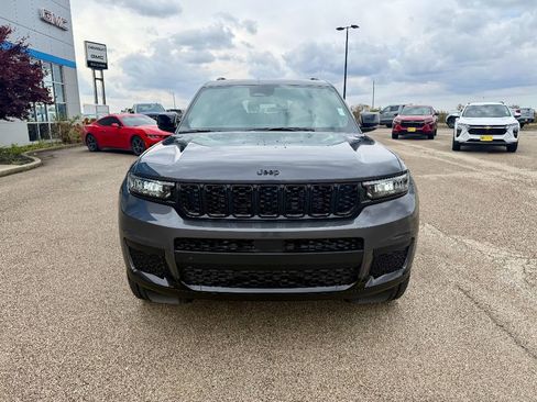 New 2025 Jeep Grand Cherokee L Altitude AWD/4WD image 7