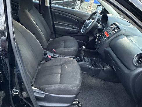 Used 2017 Nissan Versa S image 19