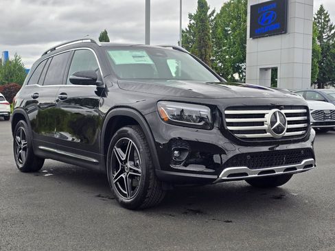 New 2026 Mercedes-Benz GLB 250 4MATIC image 8