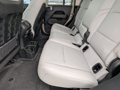 Certified 2022 Jeep Gladiator Mojave w/ LED Lighting Group image 14