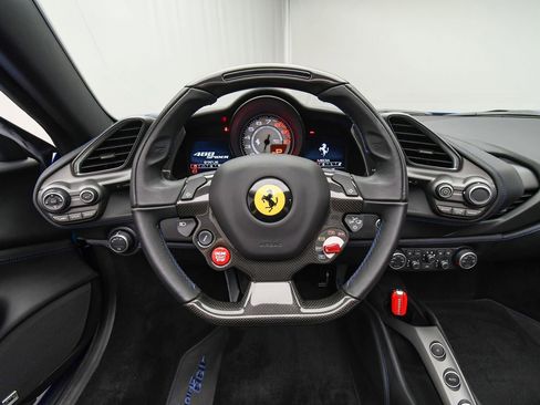 Used 2018 Ferrari 488 Spider image 13