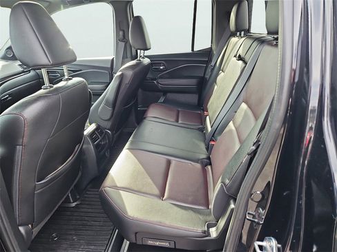 Certified 2022 Honda Ridgeline Black Edition image 37