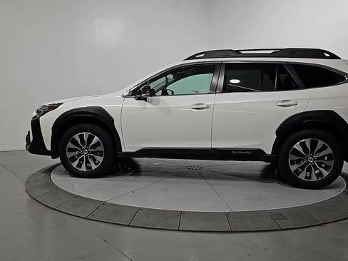Certified 2023 Subaru Outback Limited AWD/4WD image 2