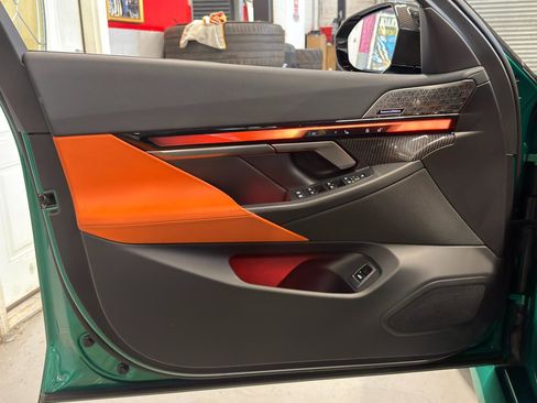 Used 2025 BMW M5 w/ Carbon Package image 16