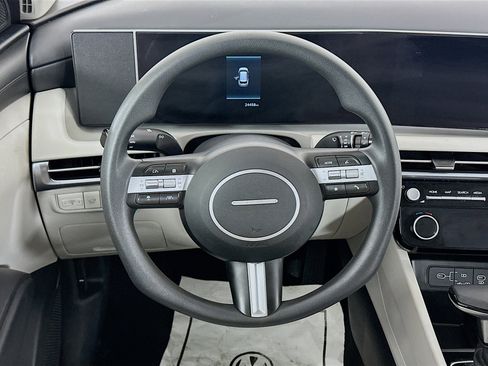 Used 2025 Hyundai Tucson SEL image 18