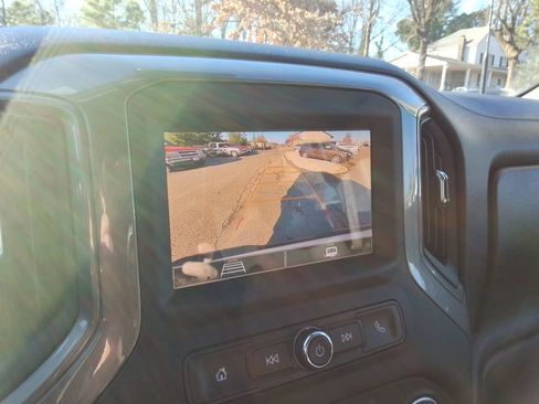 Certified 2024 Chevrolet Silverado 2500 Custom w/ Custom Value Package image 30