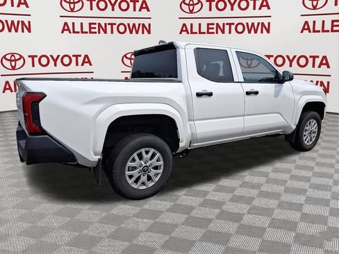 Used 2024 Toyota Tacoma SR RWD image 8