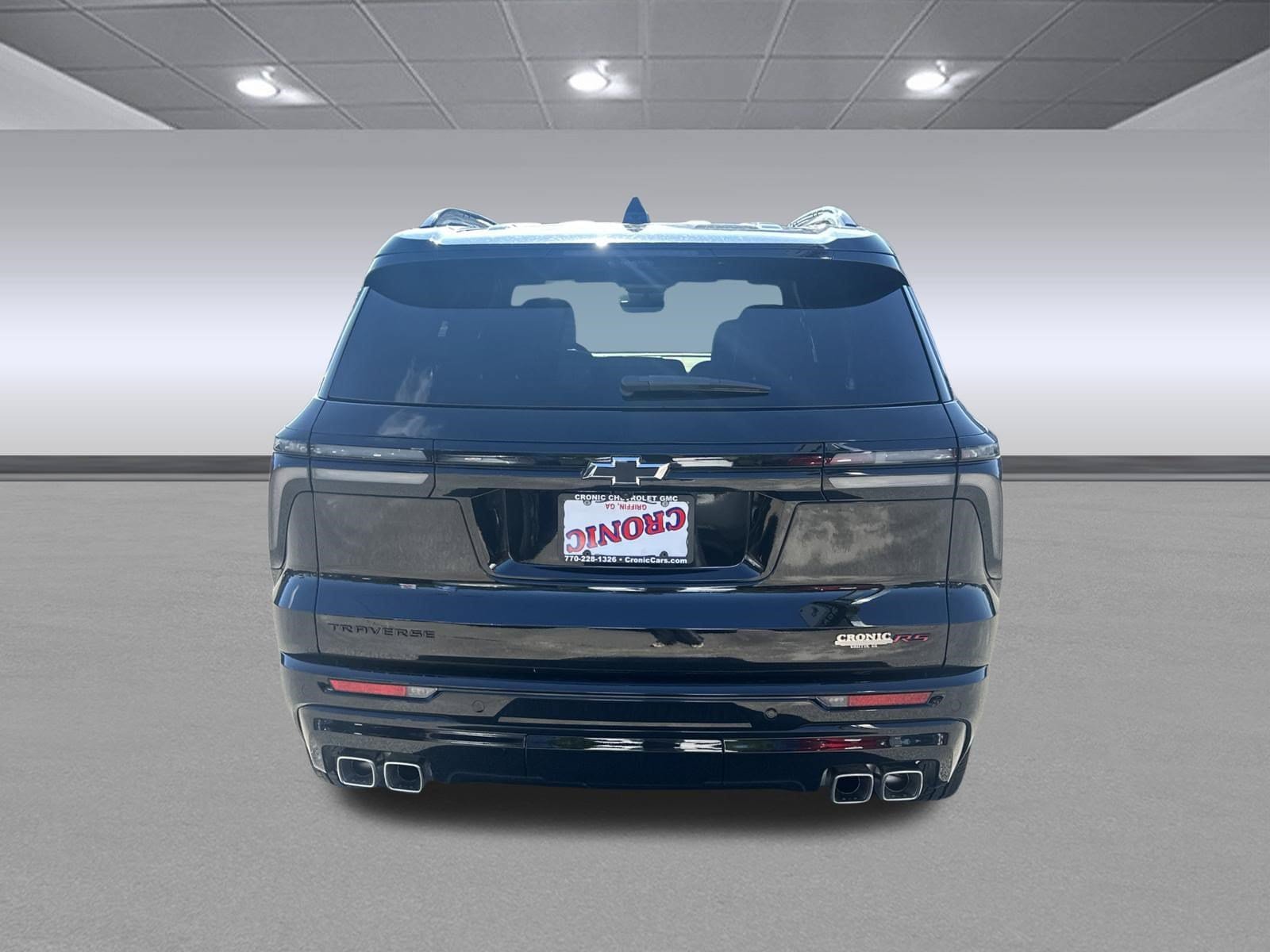 Used 2026 Chevrolet Traverse RS w/ LPO, Floor Liner Package FWD image 4