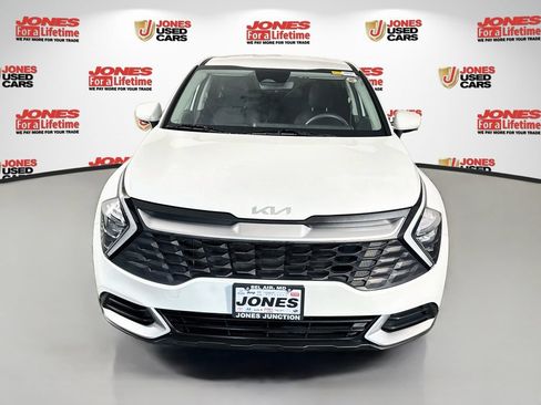 Used 2023 Kia Sportage LX AWD/4WD image 13