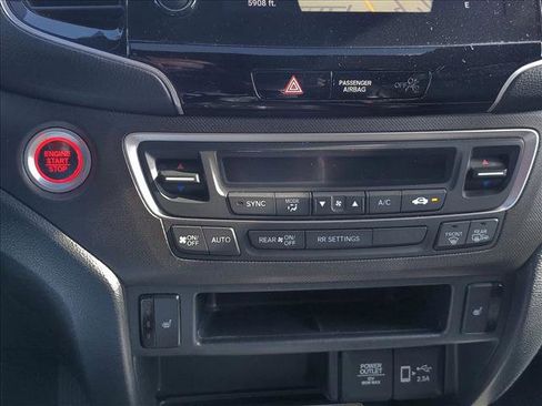 Used 2023 Honda Passport TrailSport image 15