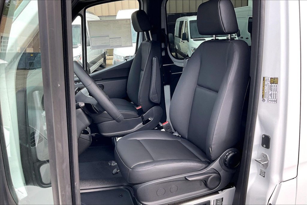 New 2026 Mercedes-Benz Sprinter 2500 image 8