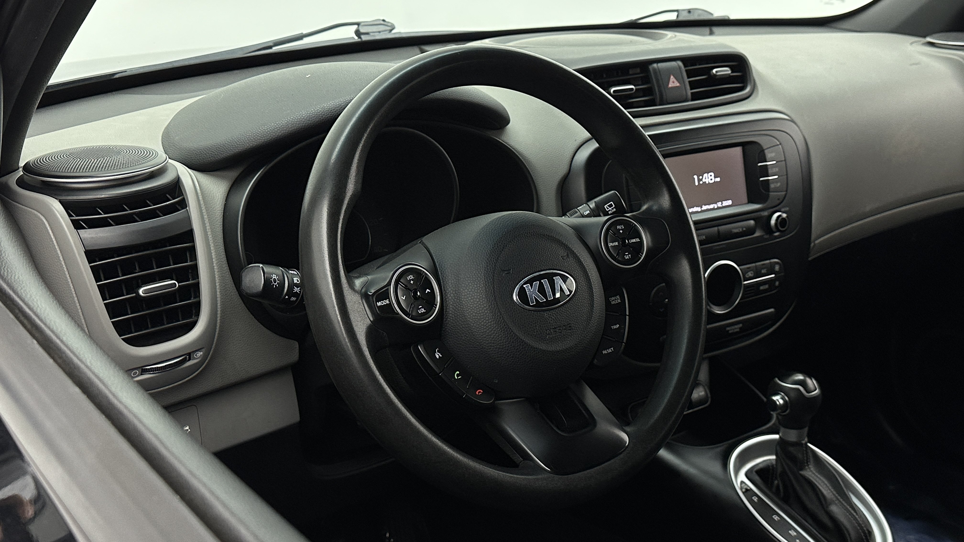 Used 2017 Kia Soul + FWD image 8