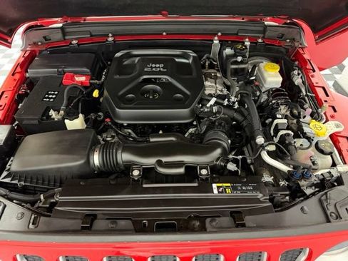 Used 2020 Jeep Wrangler Unlimited Sahara AWD/4WD image 47