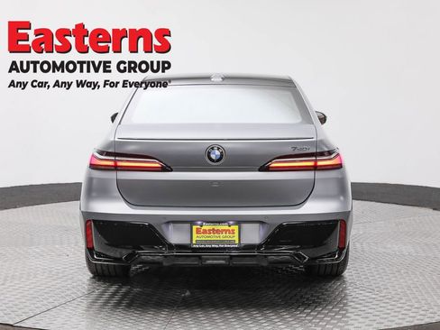 Used 2023 BMW 740i w/ Executive Package RWD image 6