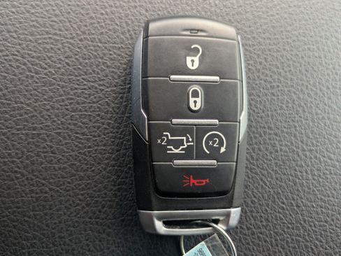 Used 2021 RAM 1500 Laramie AWD/4WD image 27