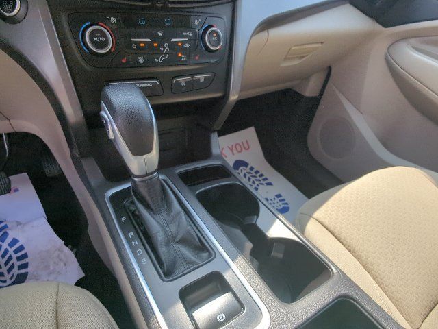 Used 2019 Ford Escape SE FWD image 16