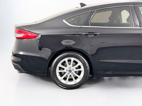 Used 2020 Ford Fusion SE FWD image 42