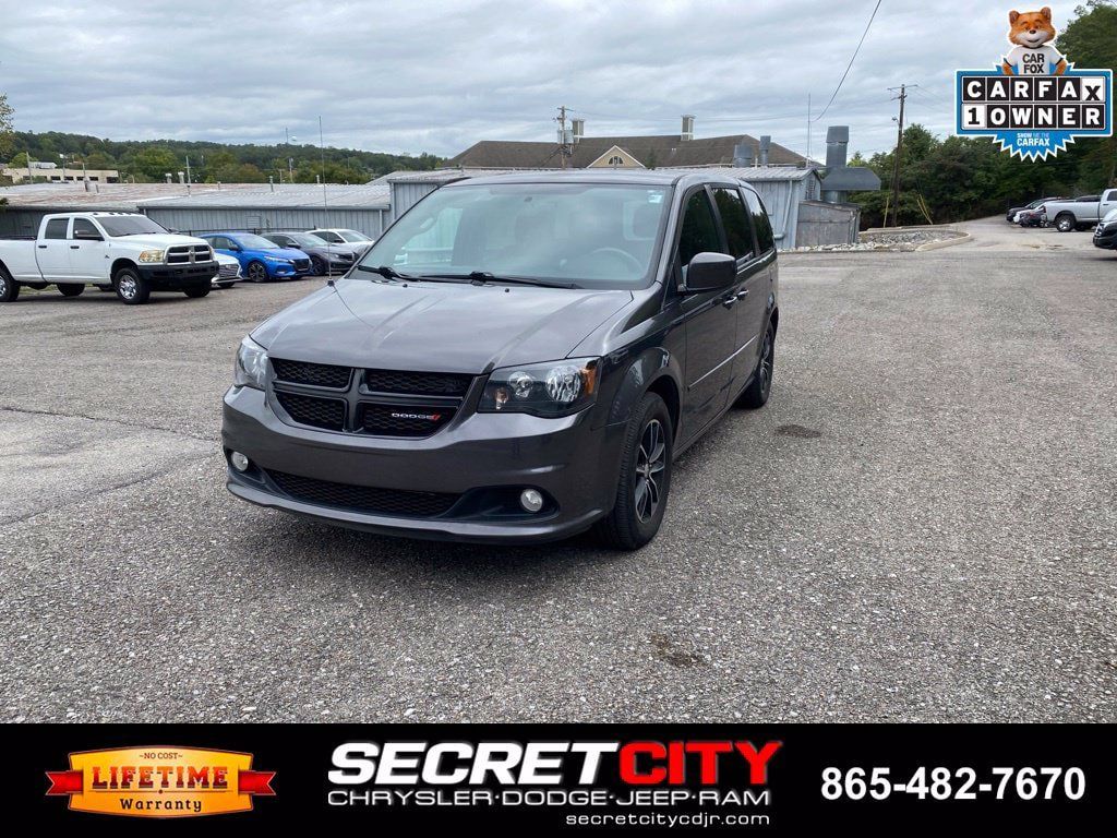 Used 2016 Dodge Grand Caravan SXT FWD image 1