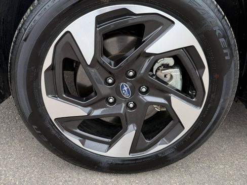 Certified 2025 Subaru Crosstrek 2.5i Limited w/ Crosstrek Mirror Package image 20