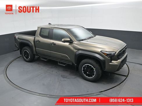 New 2026 Toyota Tacoma TRD Off-Road w/ TRD Off Road Premium Package image 43