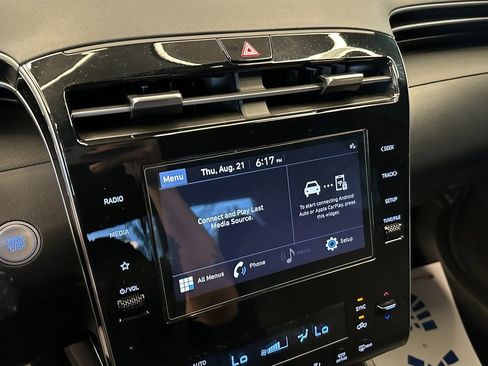 Used 2024 Hyundai Santa Cruz SEL image 12