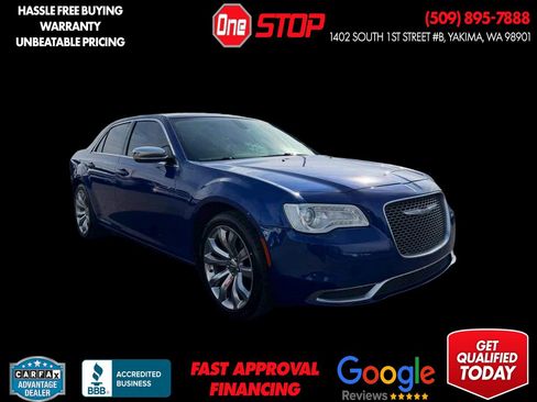 Used 2018 Chrysler 300 Touring w/ Chrome Appearance Package RWD image 1