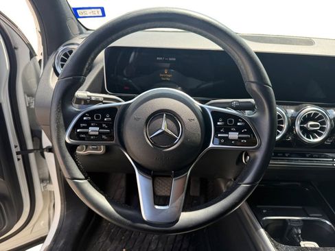 Used 2021 Mercedes-Benz GLA 250 image 12