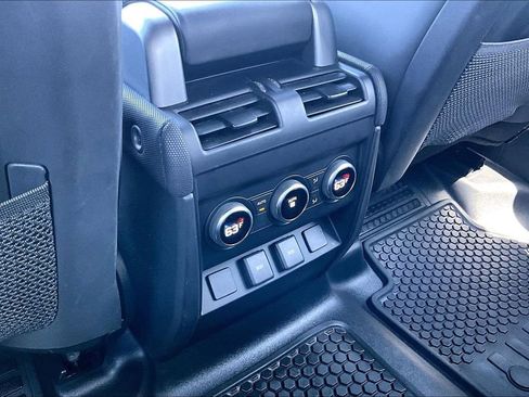 Used 2023 Land Rover Defender 110 X-Dynamic SE AWD/4WD image 25