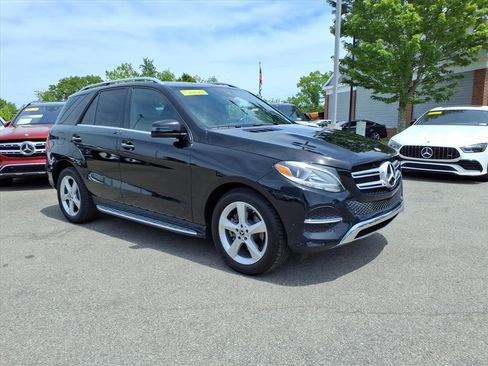 Used 2018 Mercedes-Benz GLE 350 4MATIC image 1