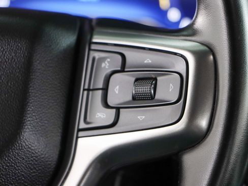 Used 2023 Chevrolet Suburban LT image 15