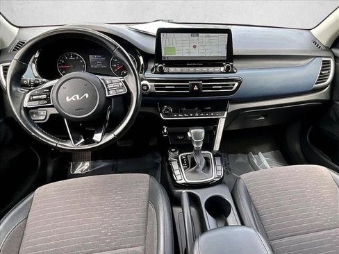 Used 2022 Kia Seltos S FWD image 16