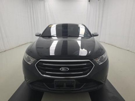 Used 2015 Ford Taurus Limited FWD image 2