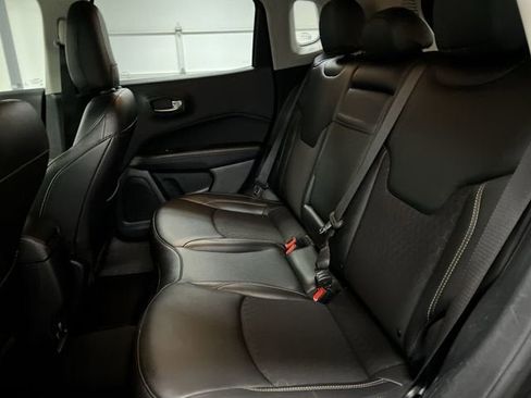 Used 2019 Jeep Compass Latitude w/ Popular Equipment Group image 24