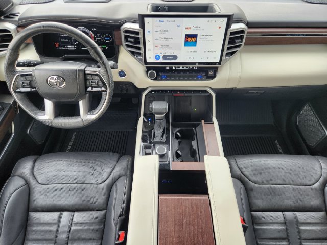 Used 2023 Toyota Sequoia Capstone AWD/4WD image 26