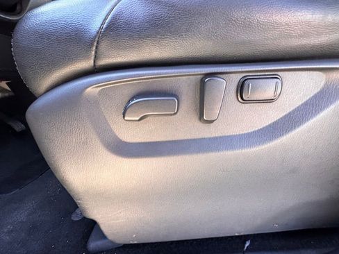 Certified 2022 Nissan Armada SL w/ Captain's Chairs Package image 12