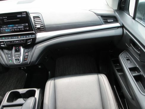 Used 2025 Honda Odyssey EX-L image 15