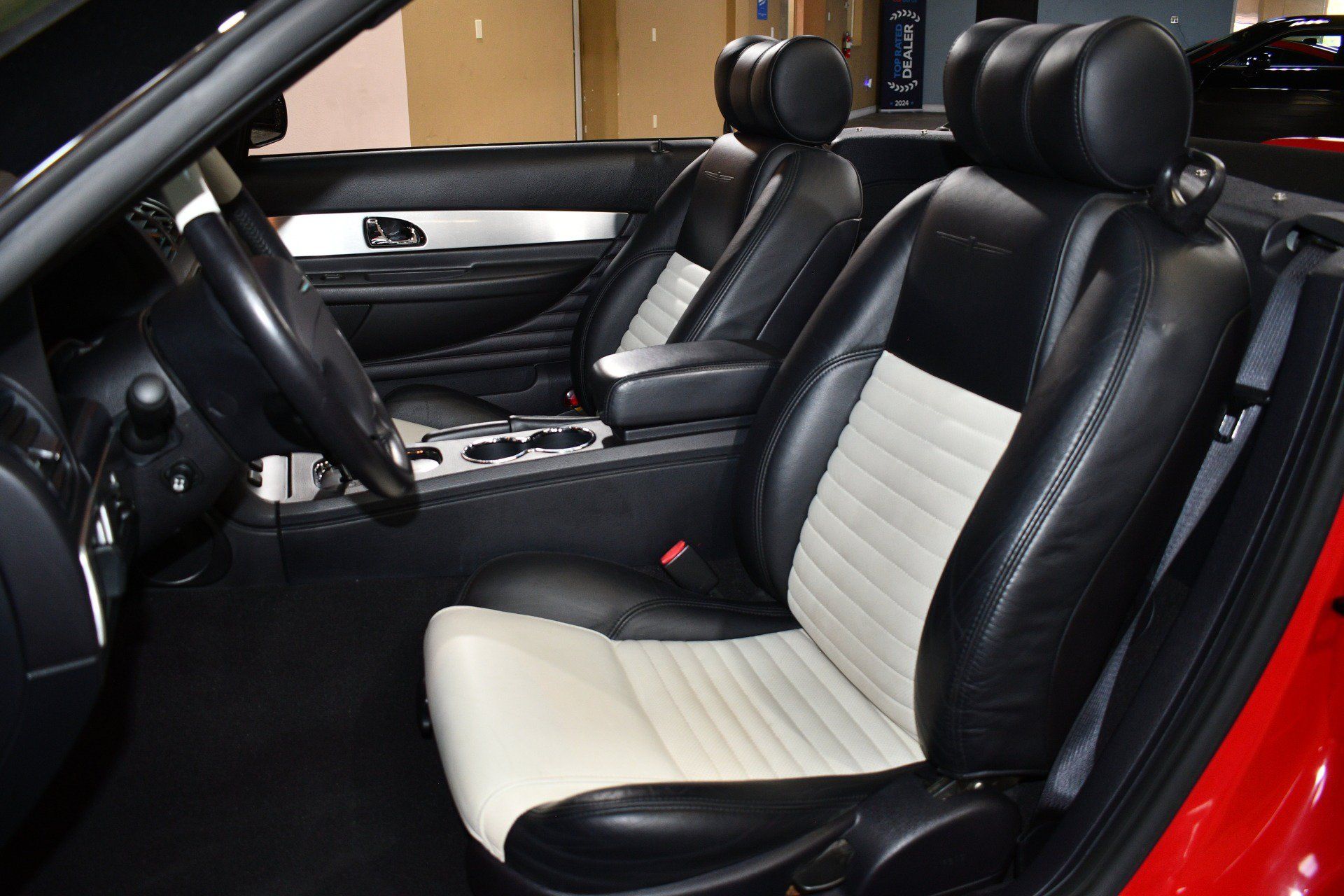 Used 2003 Ford Thunderbird RWD image 7