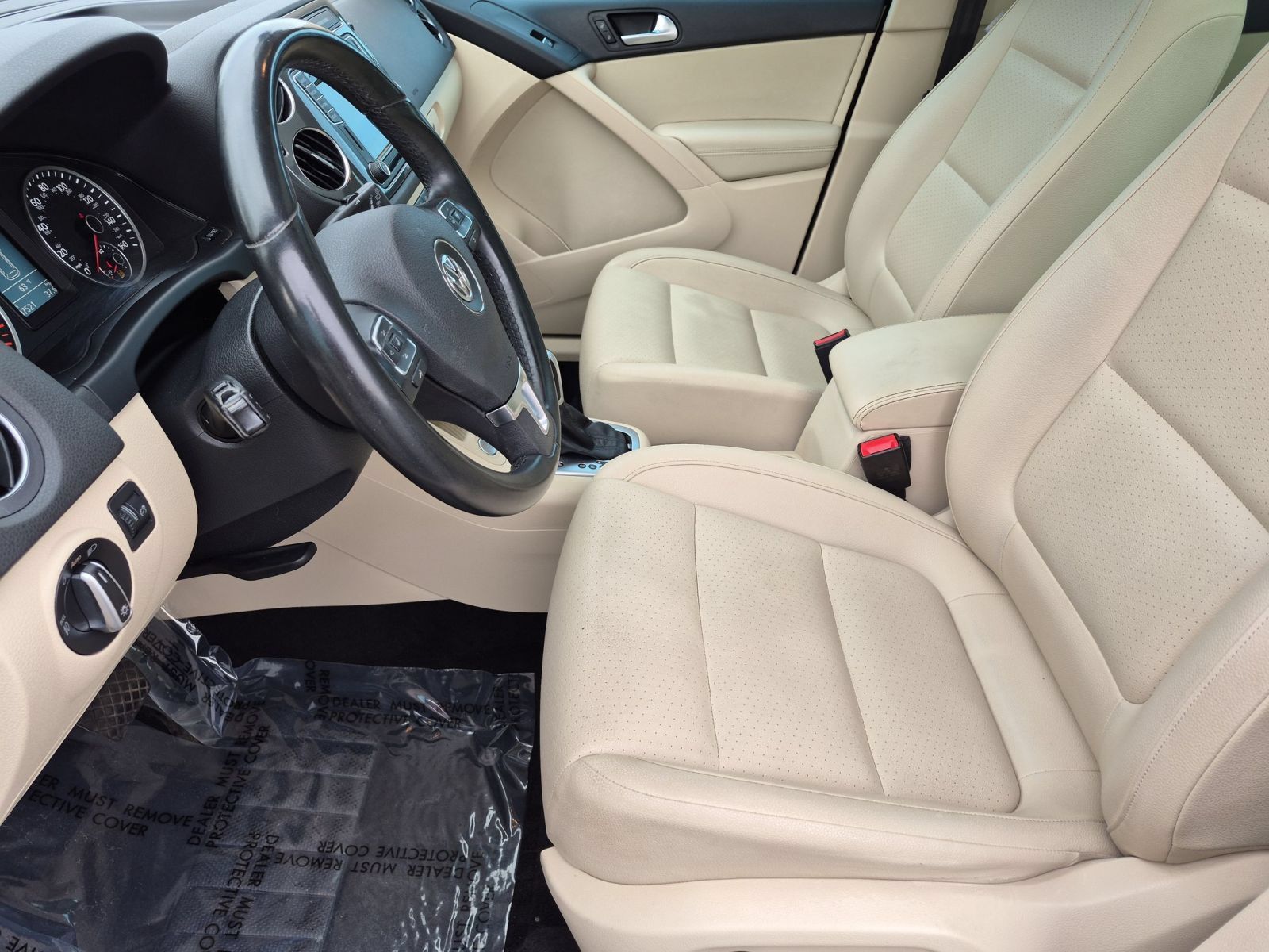 Used 2016 Volkswagen Tiguan SE AWD/4WD image 15