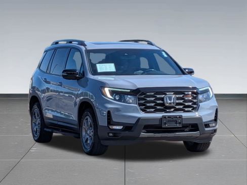 Certified 2024 Honda Passport TrailSport image 6