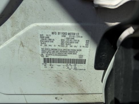 Used 2017 Ford Edge SEL w/ Class II Trailer Tow Package AWD/4WD image 40