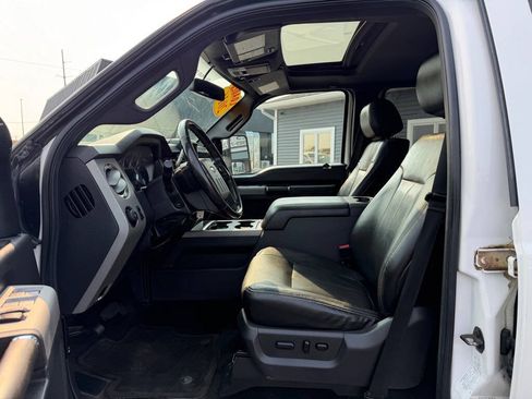 Used 2016 Ford F250 Lariat w/ Lariat Ultimate Package AWD/4WD image 14
