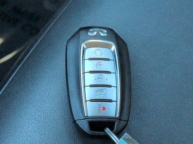Used 2021 INFINITI QX50 Essential FWD image 32
