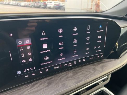 Certified 2025 Audi Q5 2.0T Premium Plus w/ Premium Plus image 19