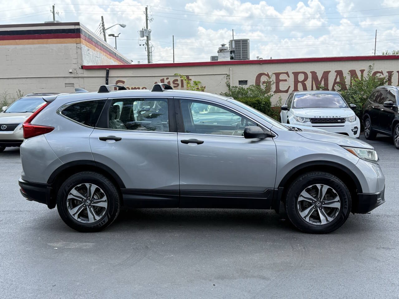 Used 2017 Honda CR-V LX image 6