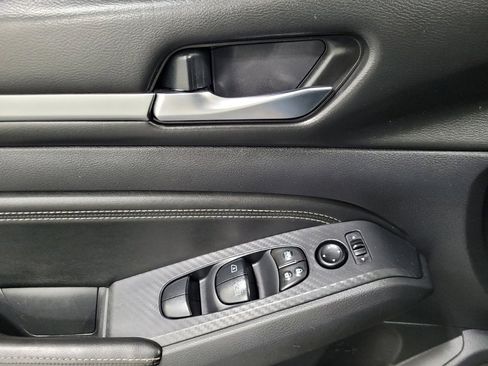 Used 2019 Nissan Altima 2.5 SV image 27