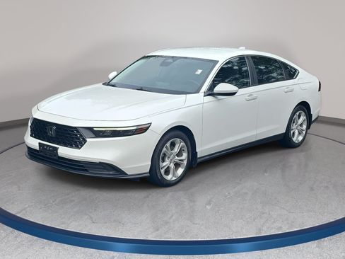 Used 2023 Honda Accord LX image 1